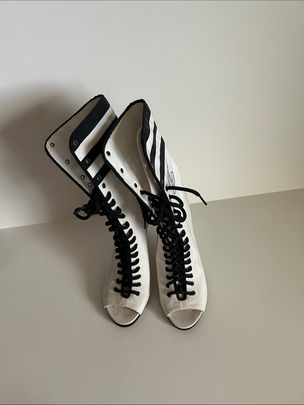 CHANEL White & Black Lace-Up Peep-Toe Wedge Boots - Picture 3 of 4